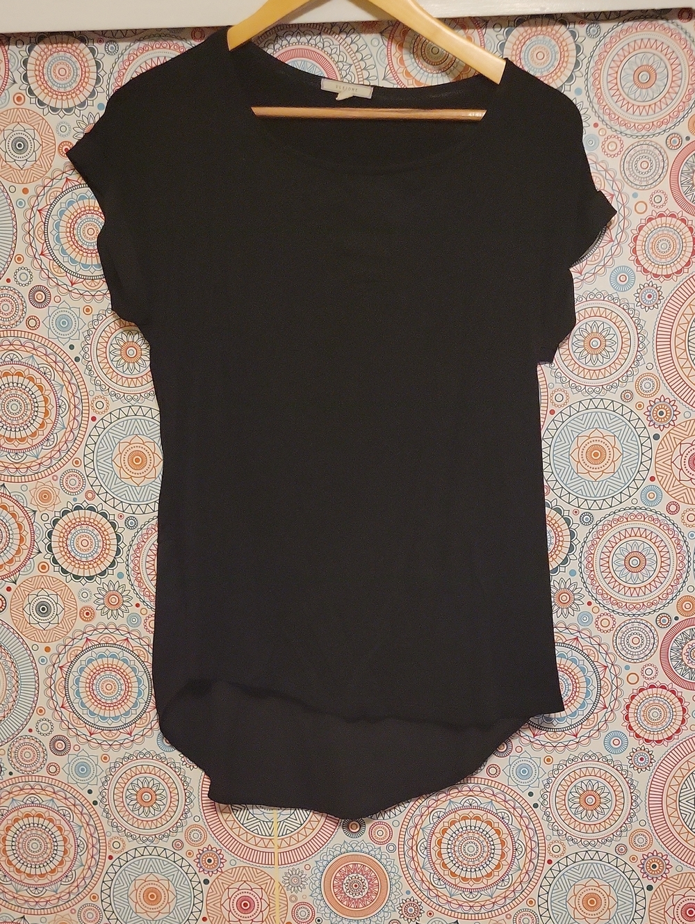 Pleione Black Short-Sleeve High-Low Tee